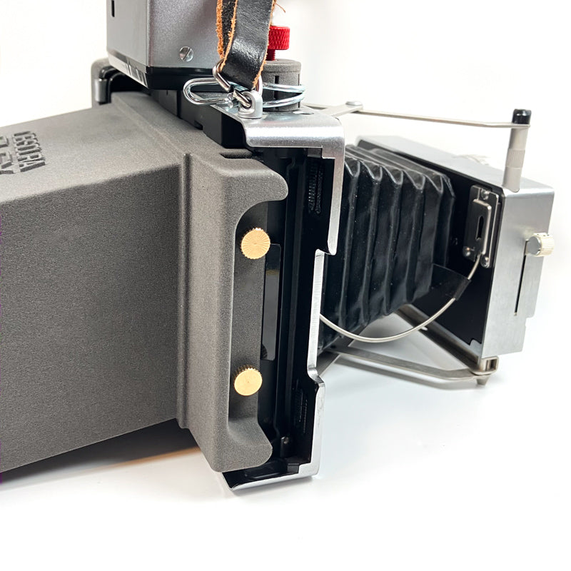POLAROID LAND CAMERA ADAPTER - Body Only