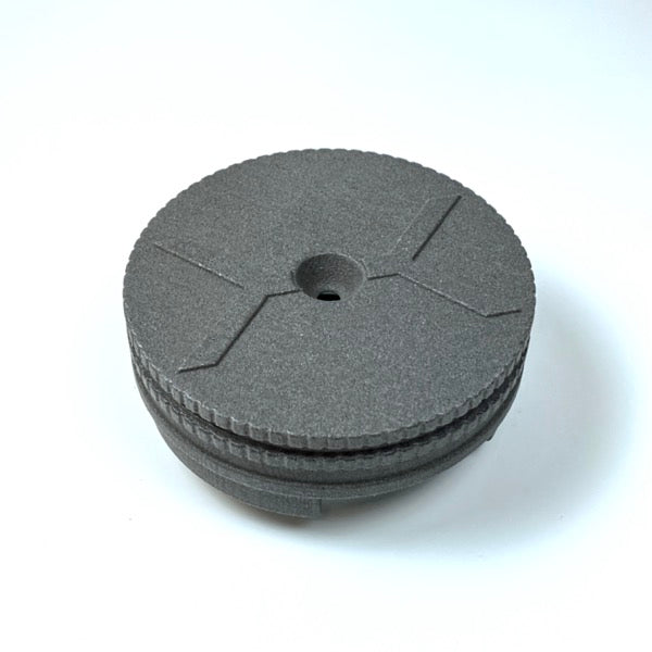 TWIST-LOCK LENS HOUSING